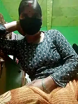 Suhani cuty online show from November 6, 2025, 3:49 pm