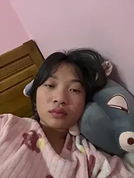 Phayphay77 online show from December 22, 2025, 9:48 pm