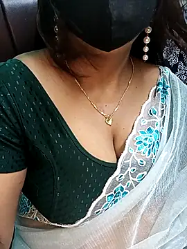 Snapshot of Bhanu-Sharma chatting on November 7, 2025, 3:11 am Bhanu-Sharma online show from November 7, 2025, 3:11 am