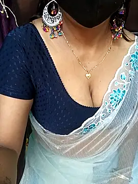 Snapshot of Bhanu-Sharma chatting on October 31, 2025, 3:52 pm Bhanu-Sharma online show from October 31, 2025, 3:52 pm