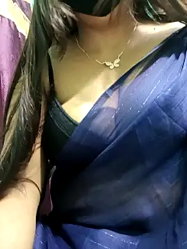 Snapshot of Bhanu-Sharma chatting on October 10, 2025, 4:30 pm Bhanu-Sharma online show from October 10, 2025, 4:30 pm