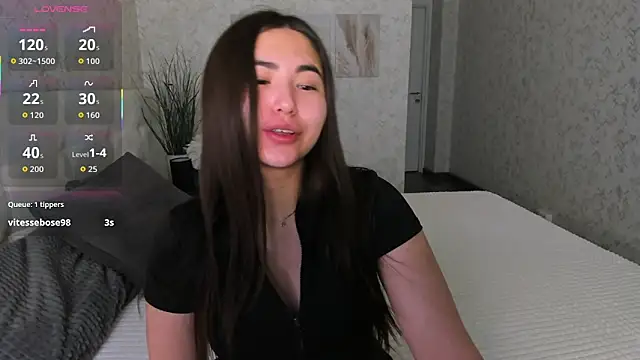 Snapshot of Megan_Williamms chatting on November 9, 2025, 9:46 am Megan Williamms online show from November 9, 2025, 9:46 am