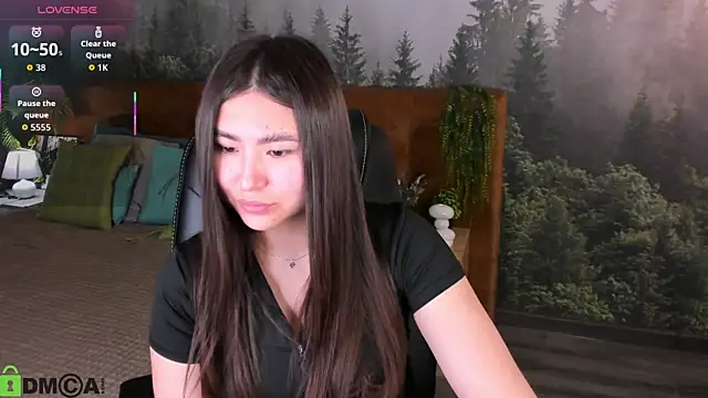 Snapshot of Megan_Williamms chatting on October 10, 2025, 9:32 am Megan Williamms online show from October 10, 2025, 9:32 am