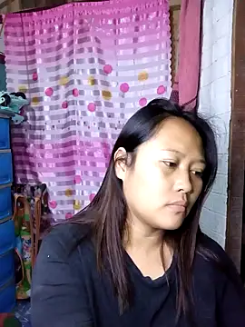 pretty me092121 online show from October 15, 2025, 6:05 pm