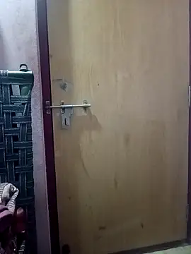 Jessi 25 online show from April 26, 2026, 8:39 pm