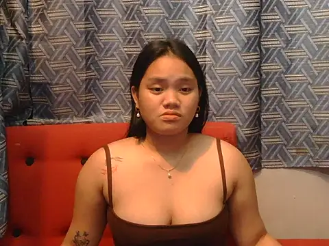 prettykrysgirl online show from June 27, 2026, 9:26 am