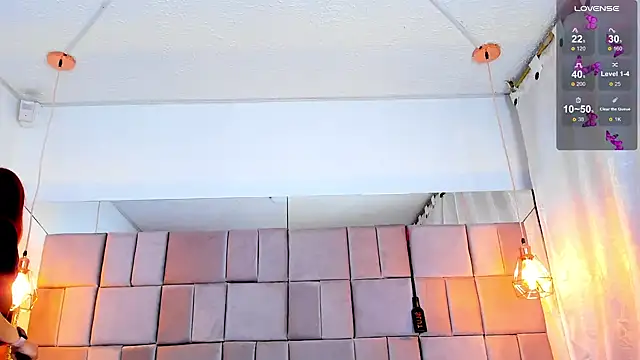 antoneella jones online show from January 16, 2026, 7:40 pm