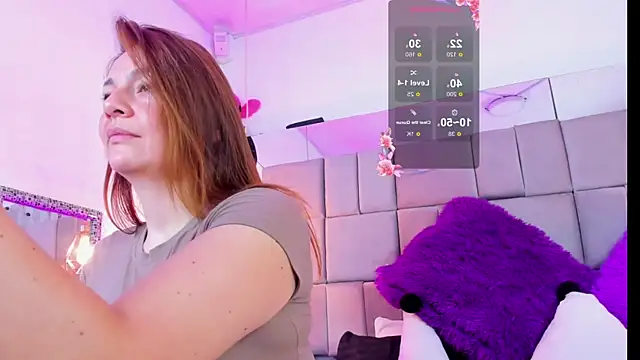 antoneella jones online show from November 13, 2025, 1:15 pm