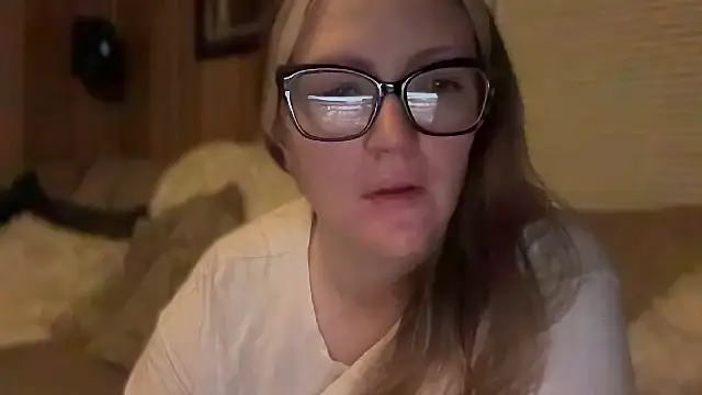 Snapshot of PefectNipz chatting on September 15, 2025, 12:55 am PefectNipz online show from September 15, 2025, 12:55 am