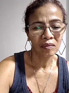 Snapshot of Merybeks chatting on May 11, 2026, 2:45 pm Merybeks online show from May 11, 2026, 2:45 pm