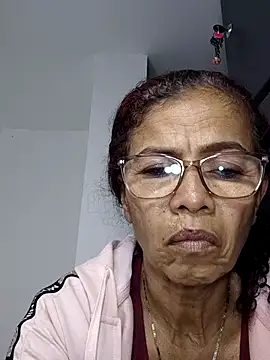 Snapshot of Merybeks chatting on April 28, 2026, 9:46 am Merybeks online show from April 28, 2026, 9:46 am