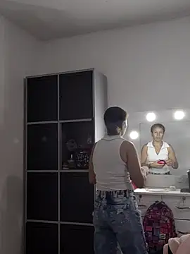 Snapshot of Merybeks chatting on October 12, 2025, 10:38 am Merybeks online show from October 12, 2025, 10:38 am