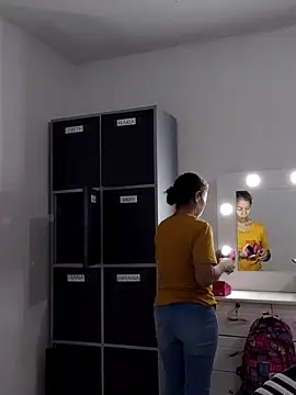 Snapshot of Merybeks chatting on October 28, 2025, 10:36 am Merybeks online show from October 28, 2025, 10:36 am