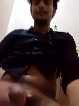 ddllrr224 online show from December 15, 2025, 5:19 pm