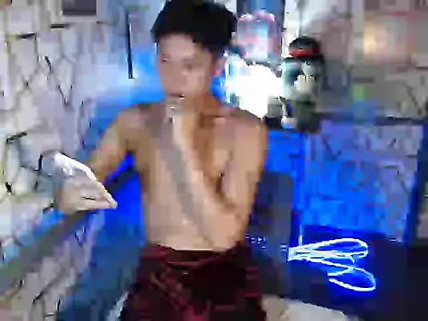 darryl hugecok online show from December 3, 2025, 2:49 pm