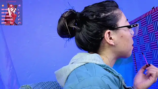 Miranda sexlove  online show from February 25, 2026, 7:03 pm