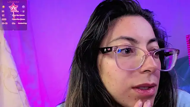 Miranda sexlove  online show from February 23, 2026, 7:03 pm