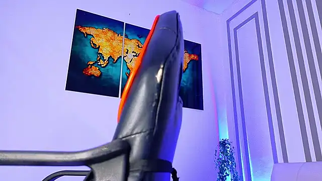 ALANNFERRER online show from November 12, 2025, 10:08 am