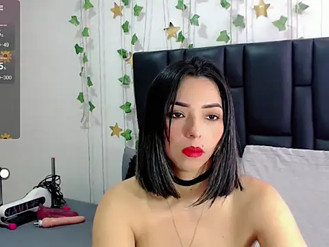 sara arias00 online show from September 17, 2025, 1:13 pm