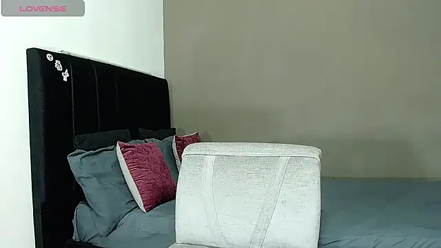 Matteo12  online show from February 27, 2026, 12:55 am