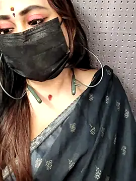 Snapshot of Cutie_nila26 chatting on October 31, 2025, 5:37 am Cutie nila26 online show from October 31, 2025, 5:37 am