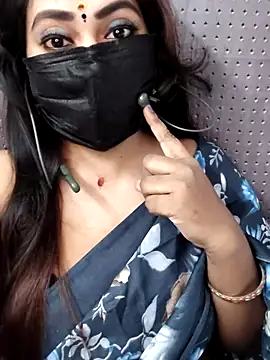 Snapshot of Cutie_nila26 chatting on October 13, 2025, 6:04 am Cutie nila26 online show from October 13, 2025, 6:04 am