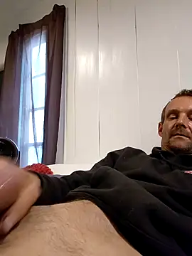 Snapshot of Hungwell1515 chatting on November 24, 2025, 2:39 pm Hungwell1515 online show from November 24, 2025, 2:39 pm