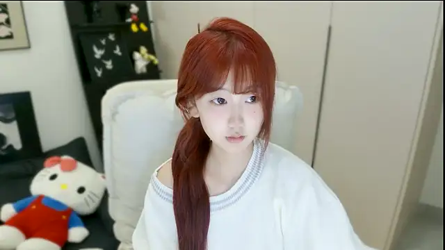 wanzi-1229 online show from September 19, 2025, 5:11 am