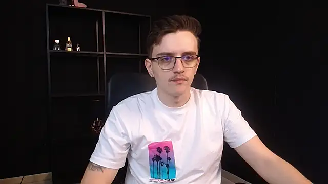 FelixStarkk online show from May 14, 2026, 5:48 am