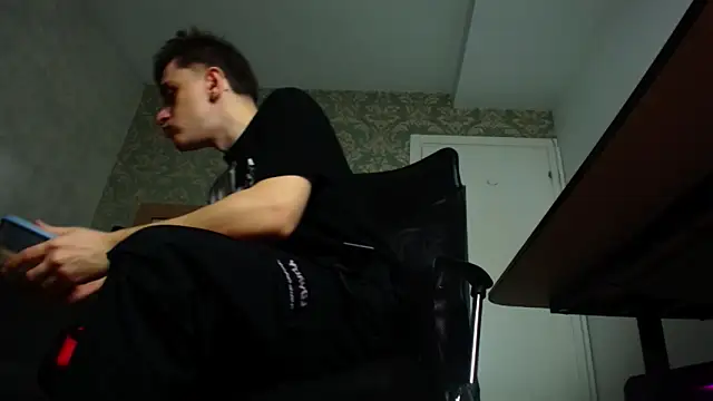 FelixStarkk online show from November 3, 2025, 5:12 am