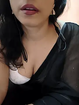 Divya Bharti online show from November 8, 2025, 4:43 pm