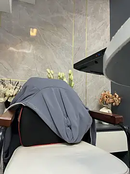 Snapshot of Linh_2004 chatting on February 27, 2026, 2:56 am Linh 2004 online show from February 27, 2026, 2:56 am