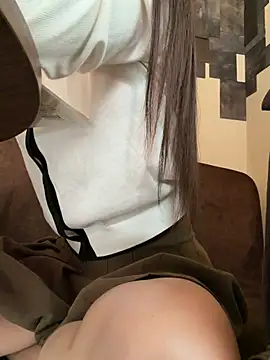 Snapshot of Linh_2004 chatting on February 13, 2026, 2:00 am Linh 2004 online show from February 13, 2026, 2:00 am