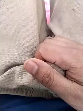 zorhotty online show from March 8, 2026, 8:28 am