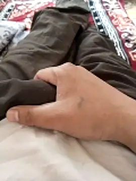 zorhotty online show from March 4, 2026, 6:54 am