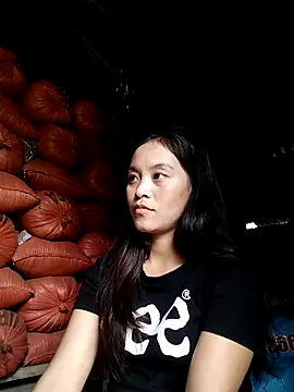 Maipm18 online show from September 28, 2025, 2:40 am
