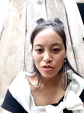 Maipm18 online show from September 13, 2025, 1:49 am