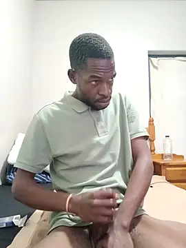 Snapshot of Fizozoo chatting on November 27, 2025, 7:47 pm Fizozoo online show from November 27, 2025, 7:47 pm