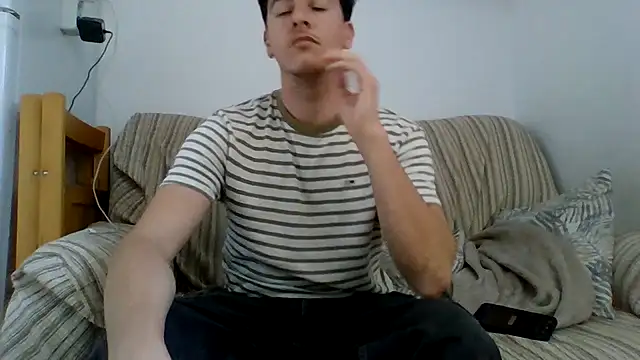 Temptingboss online show from January 12, 2026, 2:24 pm