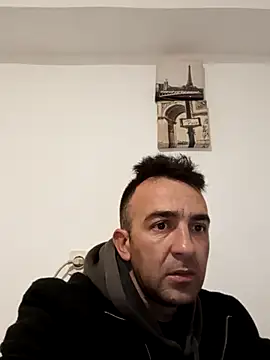 Snapshot of PopaOctavian chatting on September 30, 2025, 6:58 pm PopaOctavian online show from September 30, 2025, 6:58 pm