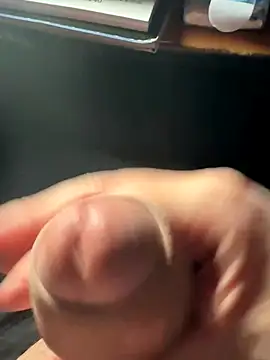 Snapshot of yesoui chatting on December 3, 2025, 4:28 pm yesoui online show from December 3, 2025, 4:28 pm