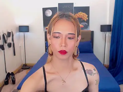 PreciousAmore online show from September 12, 2025, 6:18 pm