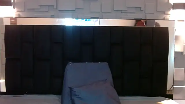 Snapshot of katalina07_1 chatting on October 7, 2025, 2:51 pm katalina07 1 online show from October 7, 2025, 2:51 pm