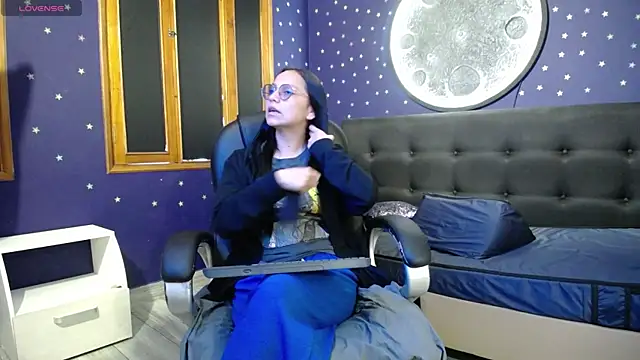 katalina07 1 online show from June 20, 2026, 5:07 pm