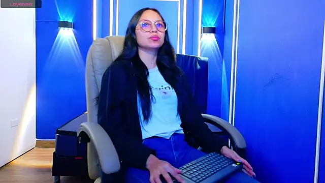 katalina07 1 online show from June 1, 2026, 4:39 pm