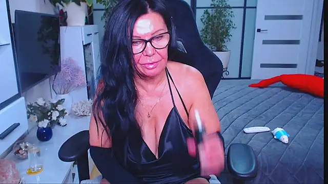 Snapshot of Anna_Blare chatting on October 10, 2025, 10:49 am Anna Blare online show from October 10, 2025, 10:49 am