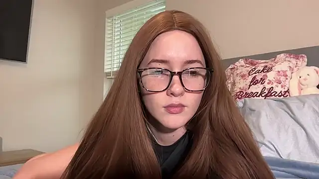 anamira1 online show from April 2, 2026, 3:19 pm