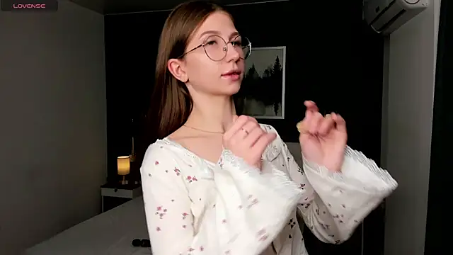 EditaBand online show from October 7, 2025, 7:04 pm