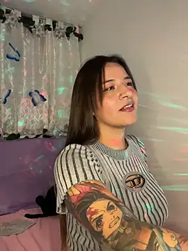 Snapshot of Linda_Bellucci chatting on February 11, 2026, 4:34 am Linda Bellucci online show from February 11, 2026, 4:34 am