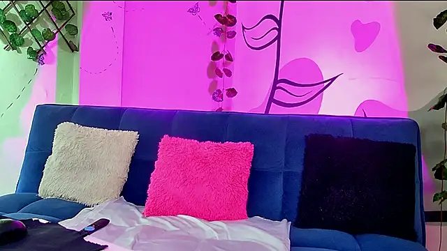 Snapshot of Karen_Ariass chatting on July 11, 2026, 2:34 am Karen Ariass online show from July 11, 2026, 2:34 am